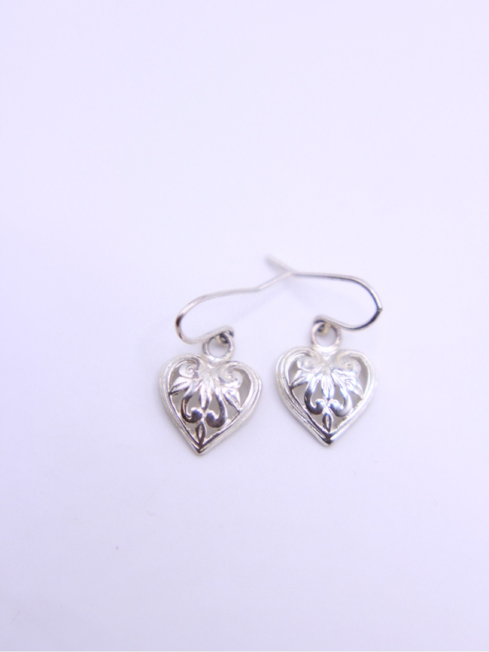925 Sterling Silver Heart Filigree Dangle Earrings